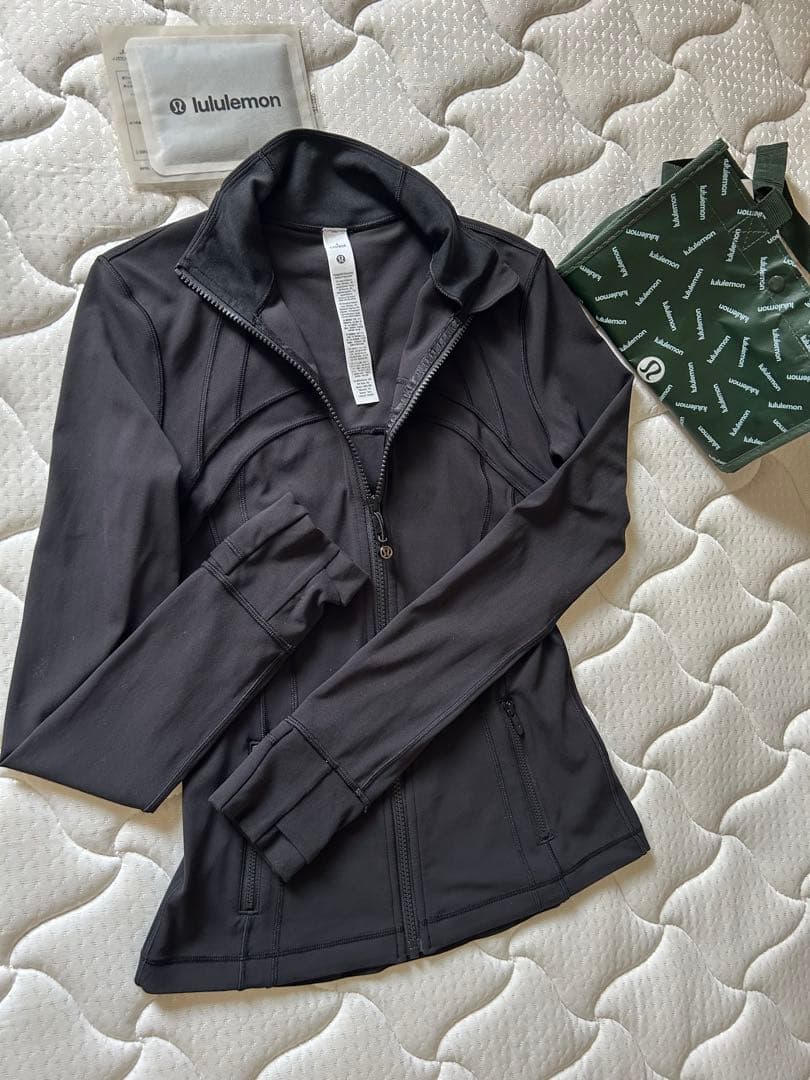 ルルレモン ディファイン ジャケット ボーン サイズ4