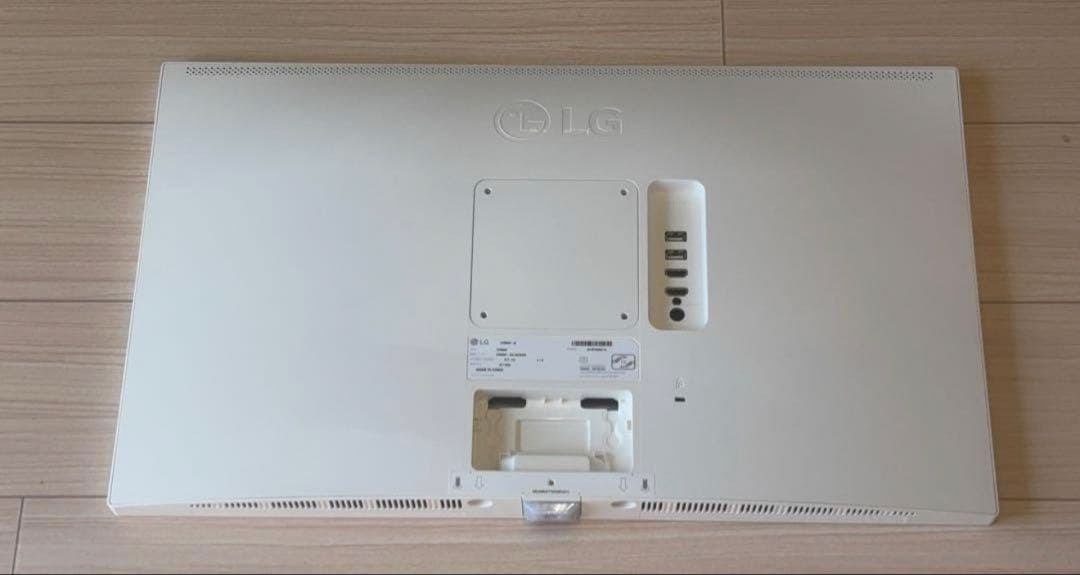 LG MyView Smart Monitor/ 27インチ 27SR50F-W