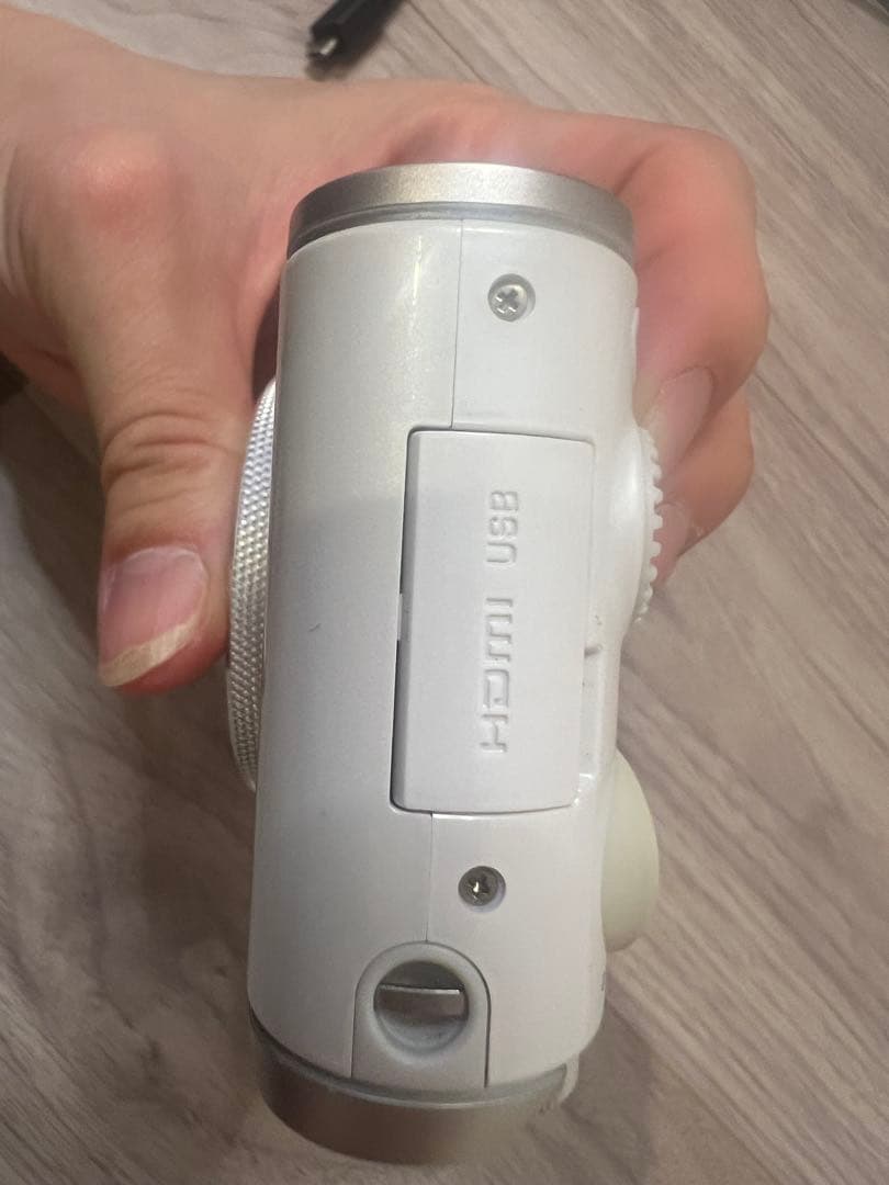 美品　CASIO EXILIM EX-ZR4000