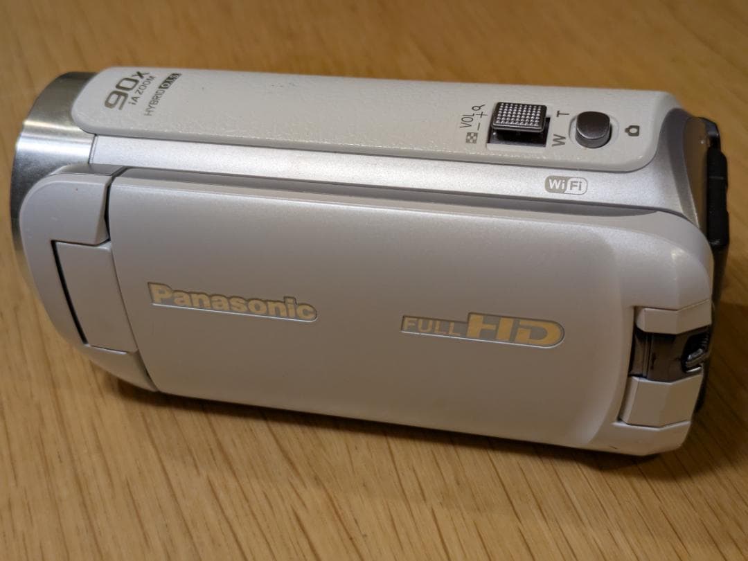 Panasonic デジタルハイビジョンビデオカメラ HC-W590M-W