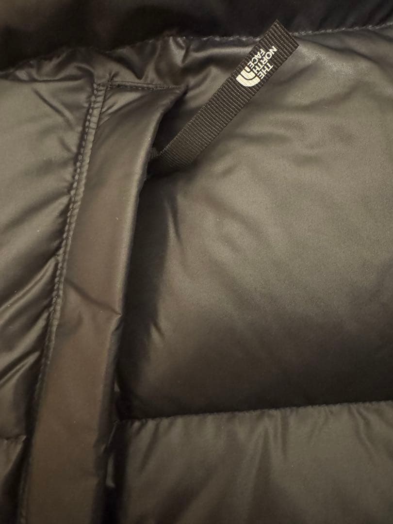 新品未使用。ザ・ノースフェイスヌプシベスト黒。 Sサイズ