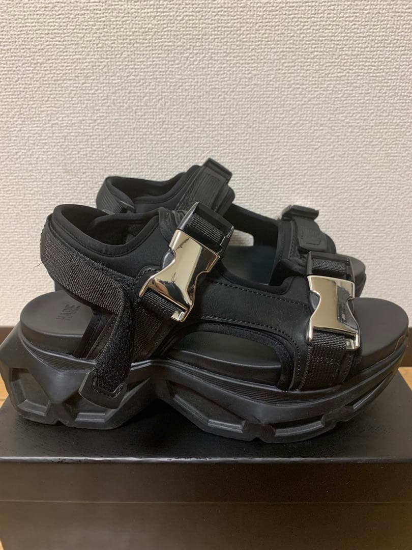 リ*ア様 HARE ビルディングソールサンダル