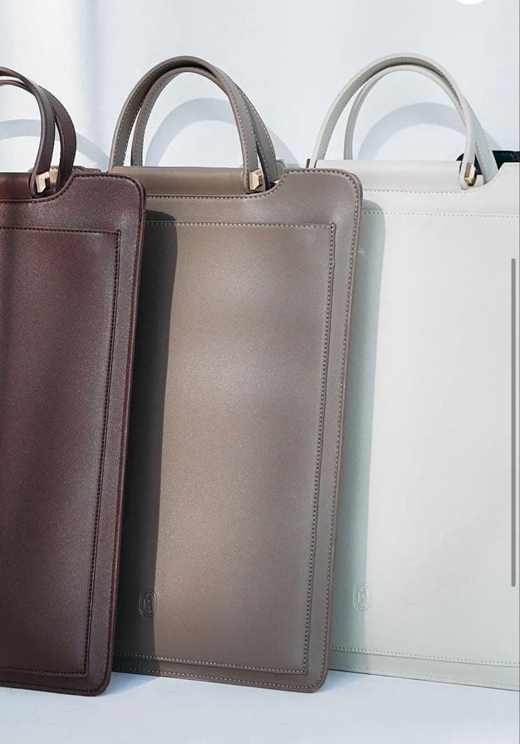 最終値下げ　polaura ポローラ 2wayスリムPCバッグ