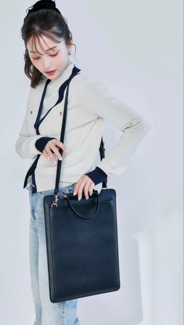 最終値下げ　polaura ポローラ 2wayスリムPCバッグ