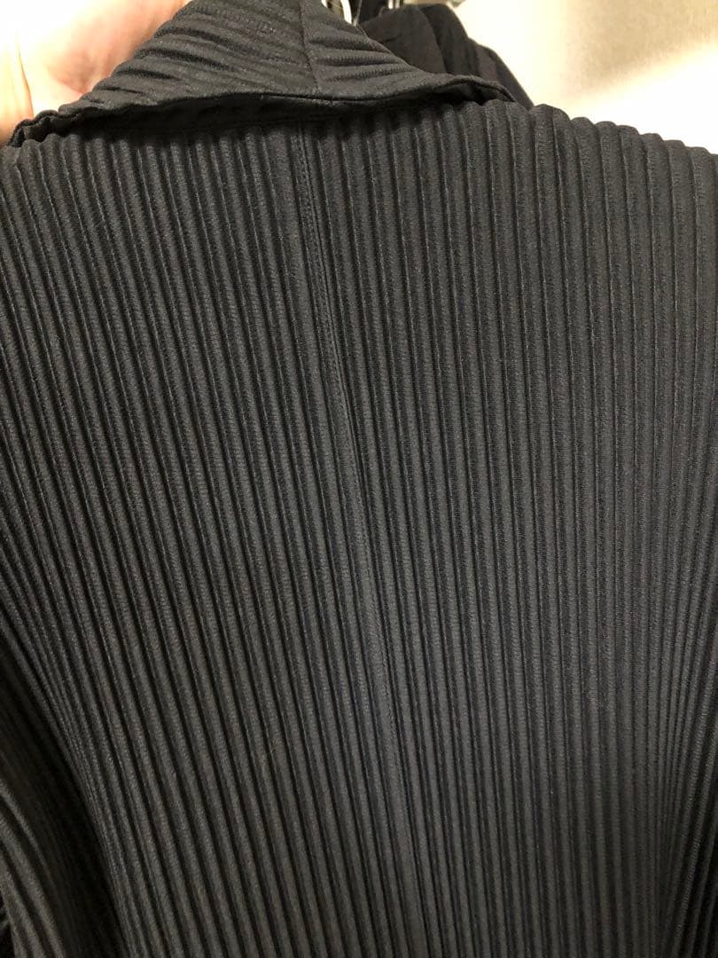 オムプリッセイッセイミヤケ テーラードジャケット ブラック 2