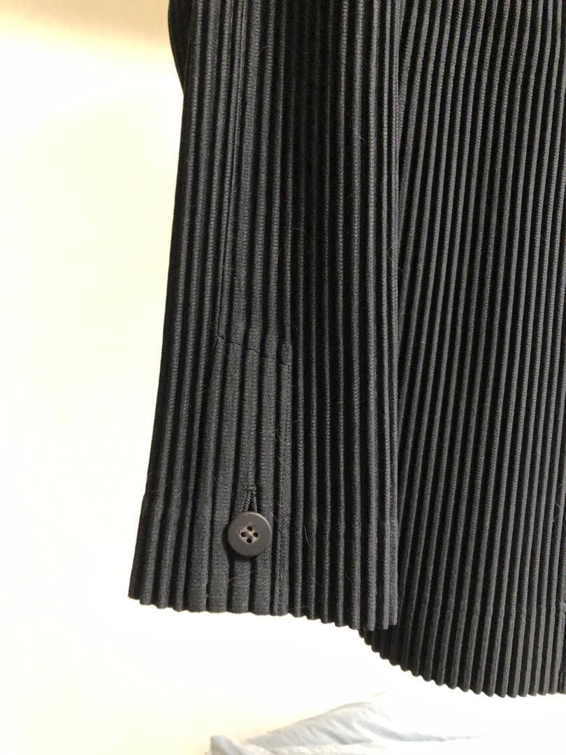 オムプリッセイッセイミヤケ テーラードジャケット ブラック 2