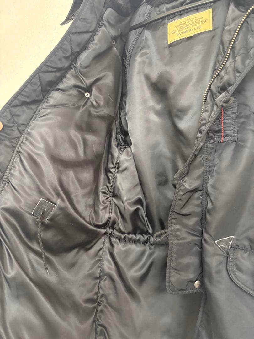 AVIREX アビレックス　ブラック N3B ミリタリージャケット Lサイズ