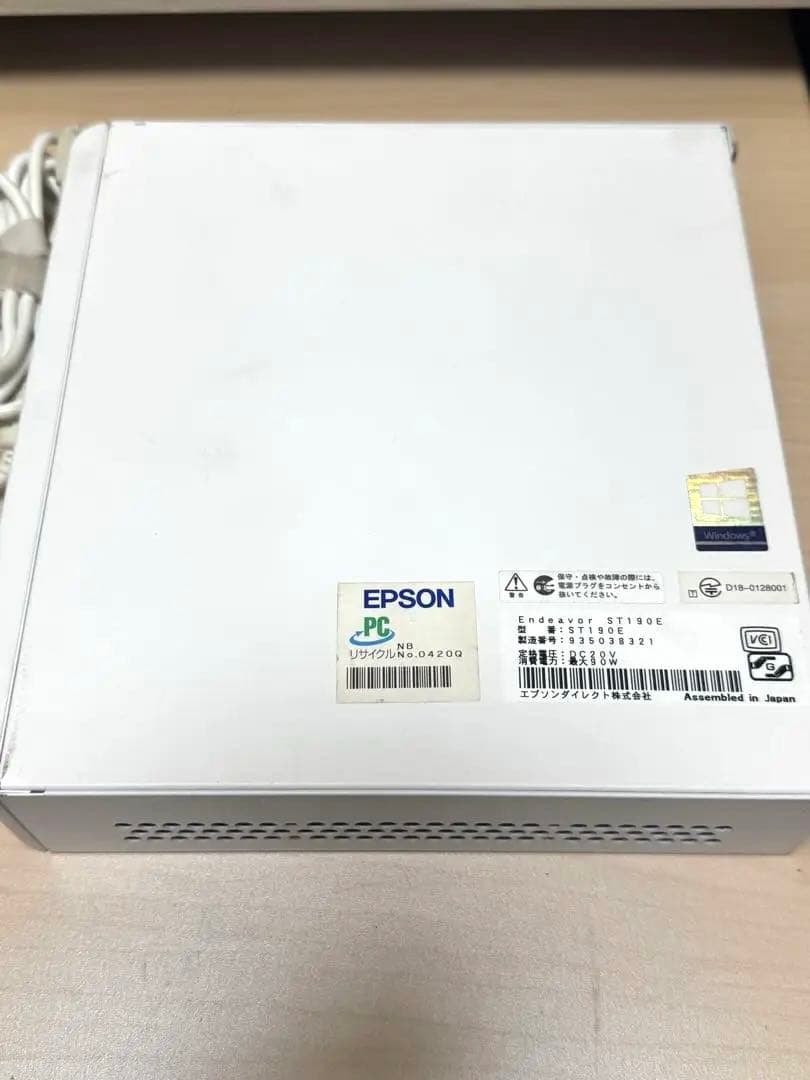 Endeaver ST190E 第8世代i3 8100T Win11 SSD