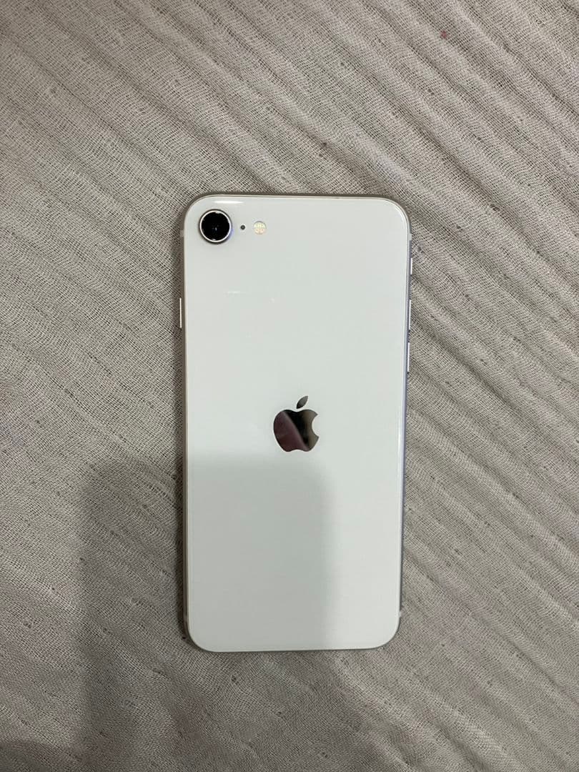 iphonese 第3世代 本体