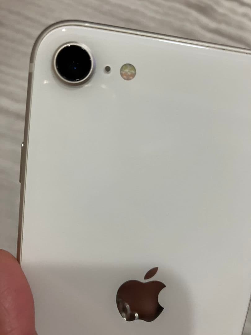 iphonese 第3世代 本体