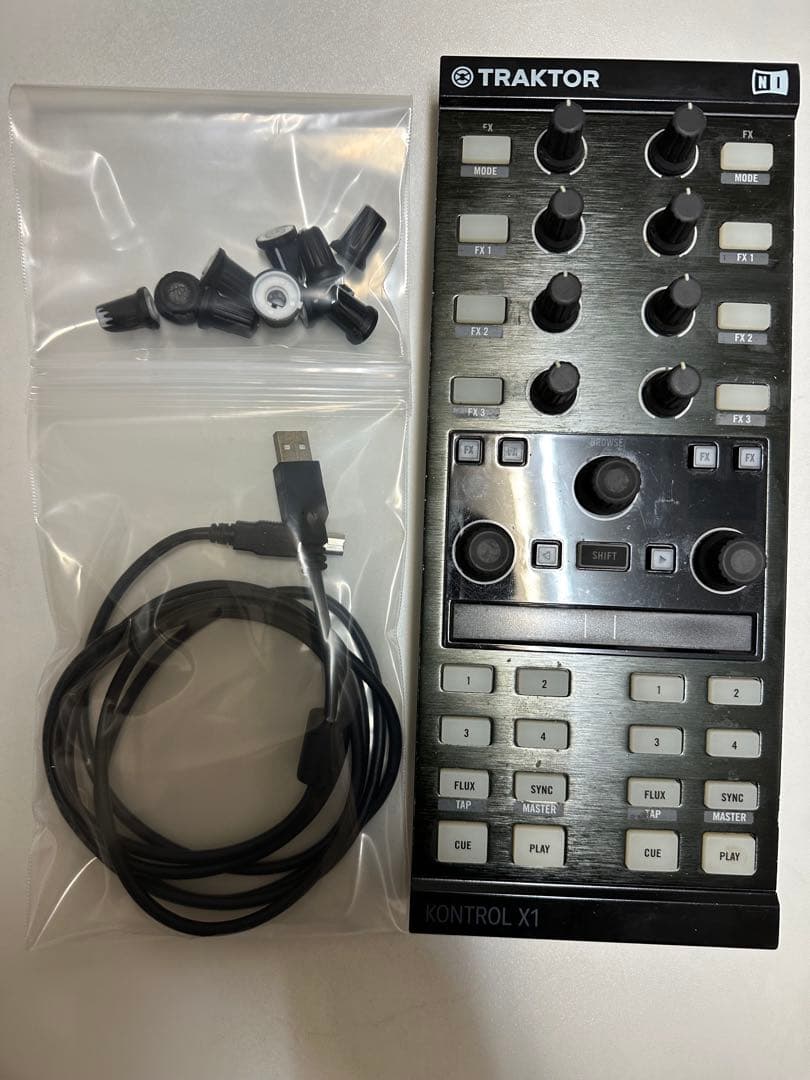 DJ機材 TRAKTOR KONTROL X1mk 2 NativeInstruments