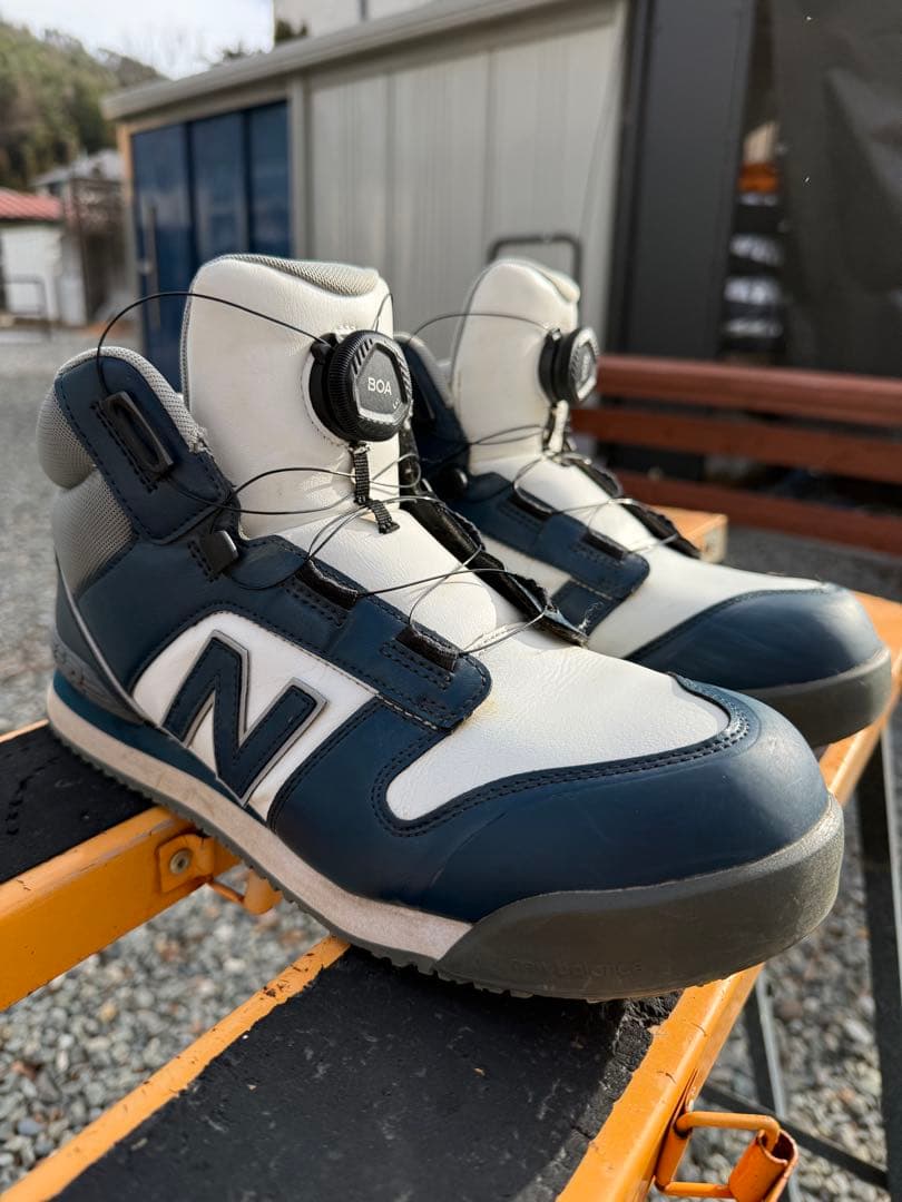 お*ん様 New Balance BOA安全靴 ネイビー/ホワイト ハリスバーグ
