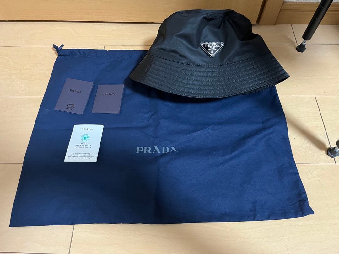 PRADA バケットハット　XXL ナイロン　ブラック