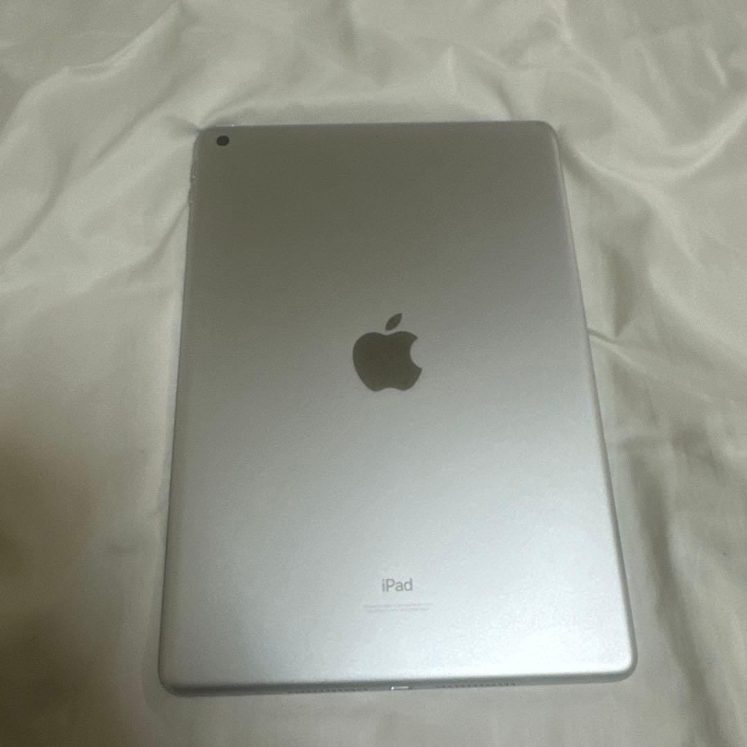 iPad 第9世代 シルバー 傷なし