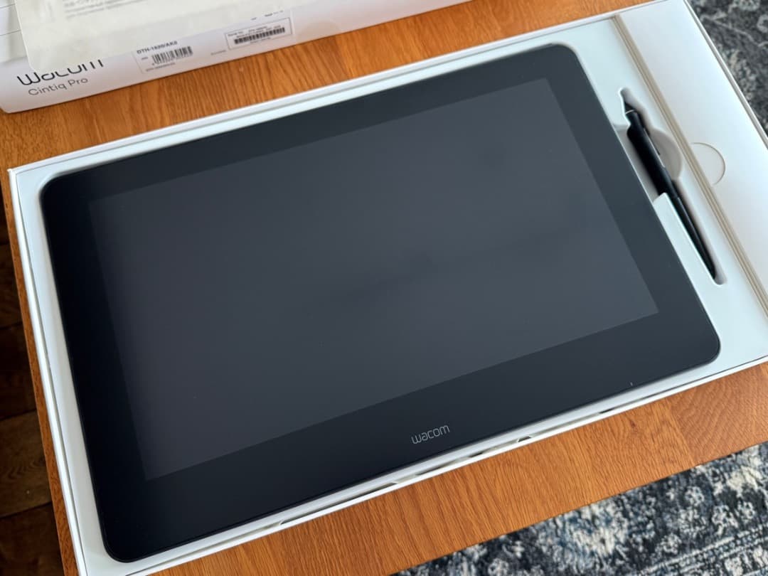 中古 Wacom Cintiq Pro 16 DTH-1620/AK0