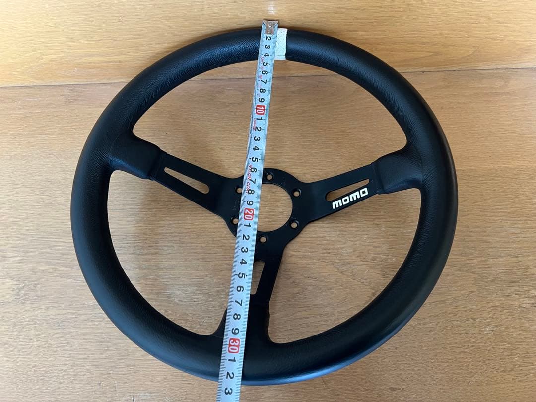 momo Full Speed ステアリング