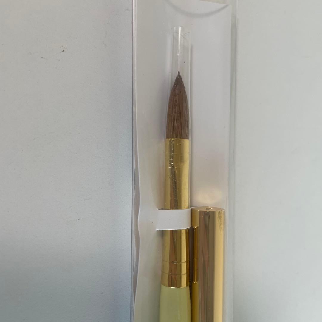 フルーリア　スカルプチュアブラシ イエロー