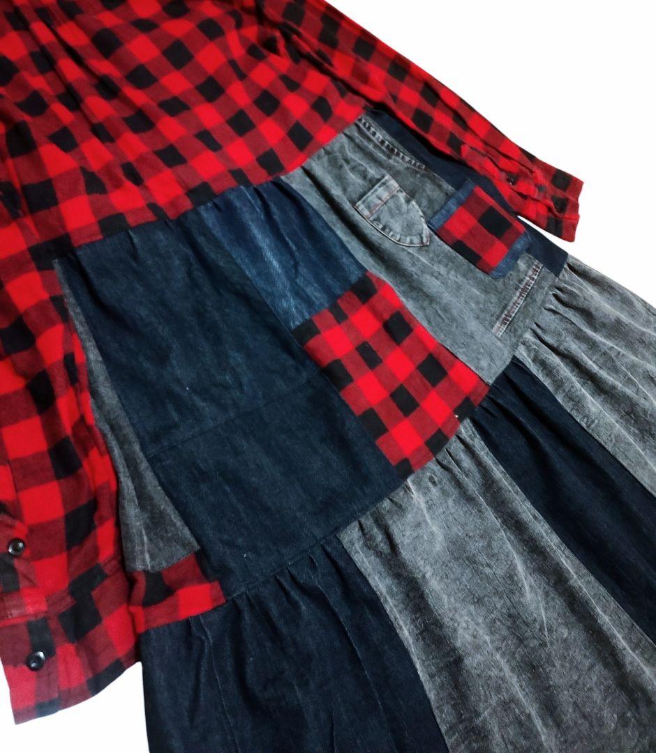 古着デニムリメイク　フード付きネルシャツの羽織れるデニムパッチワークワンピース