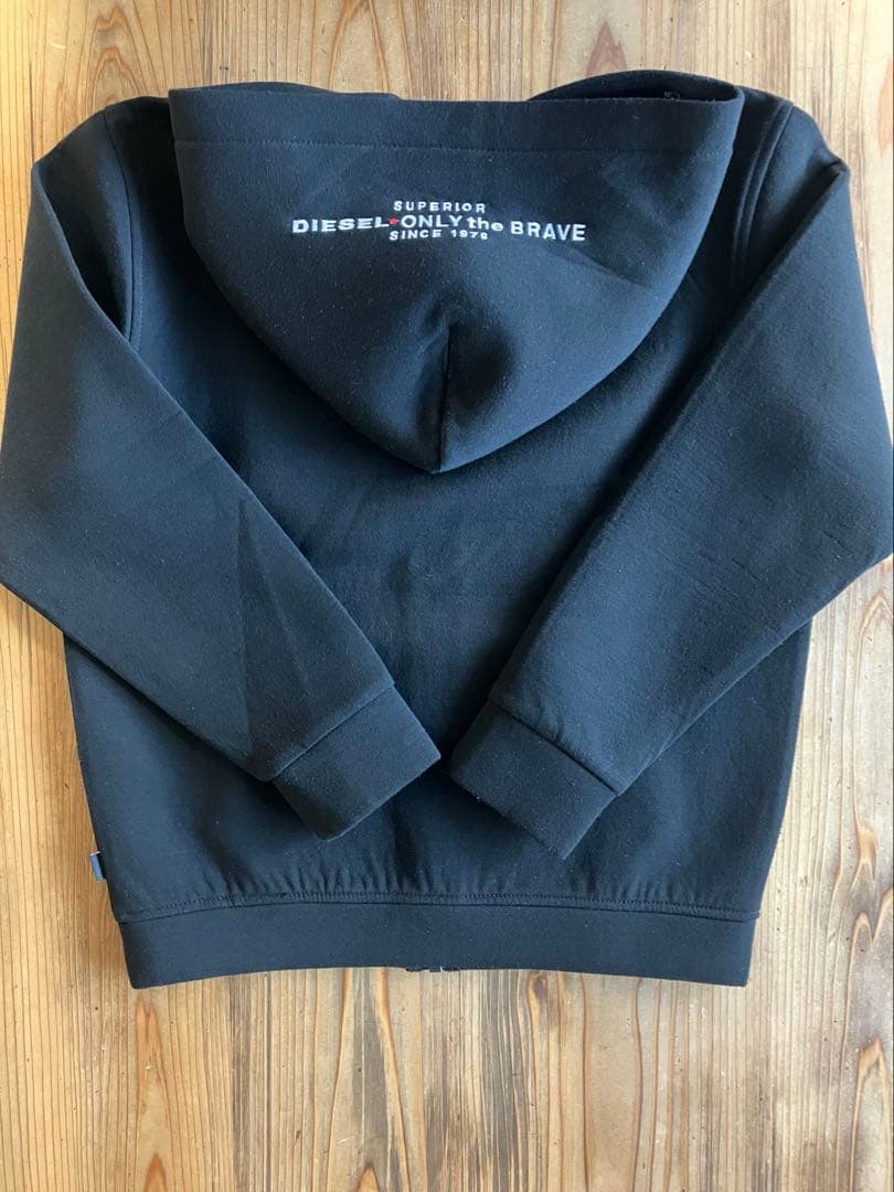 DIESEL 10yキッズ ６着 (上着、長袖シャツ、ズボン）