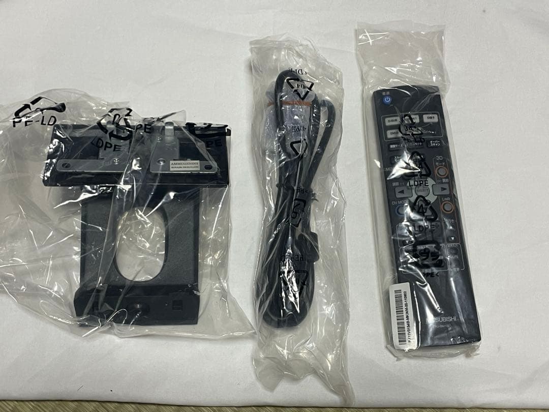 三菱ワイド液晶ディスプレイ　RDT233WX-3D