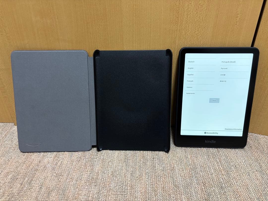 Amazon kindle paperwhite 純正カバー付