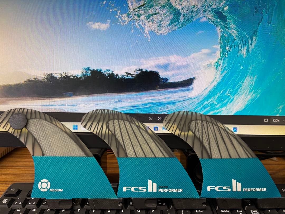 FCS II PERFORMER サーフボードフィン MEDIUM