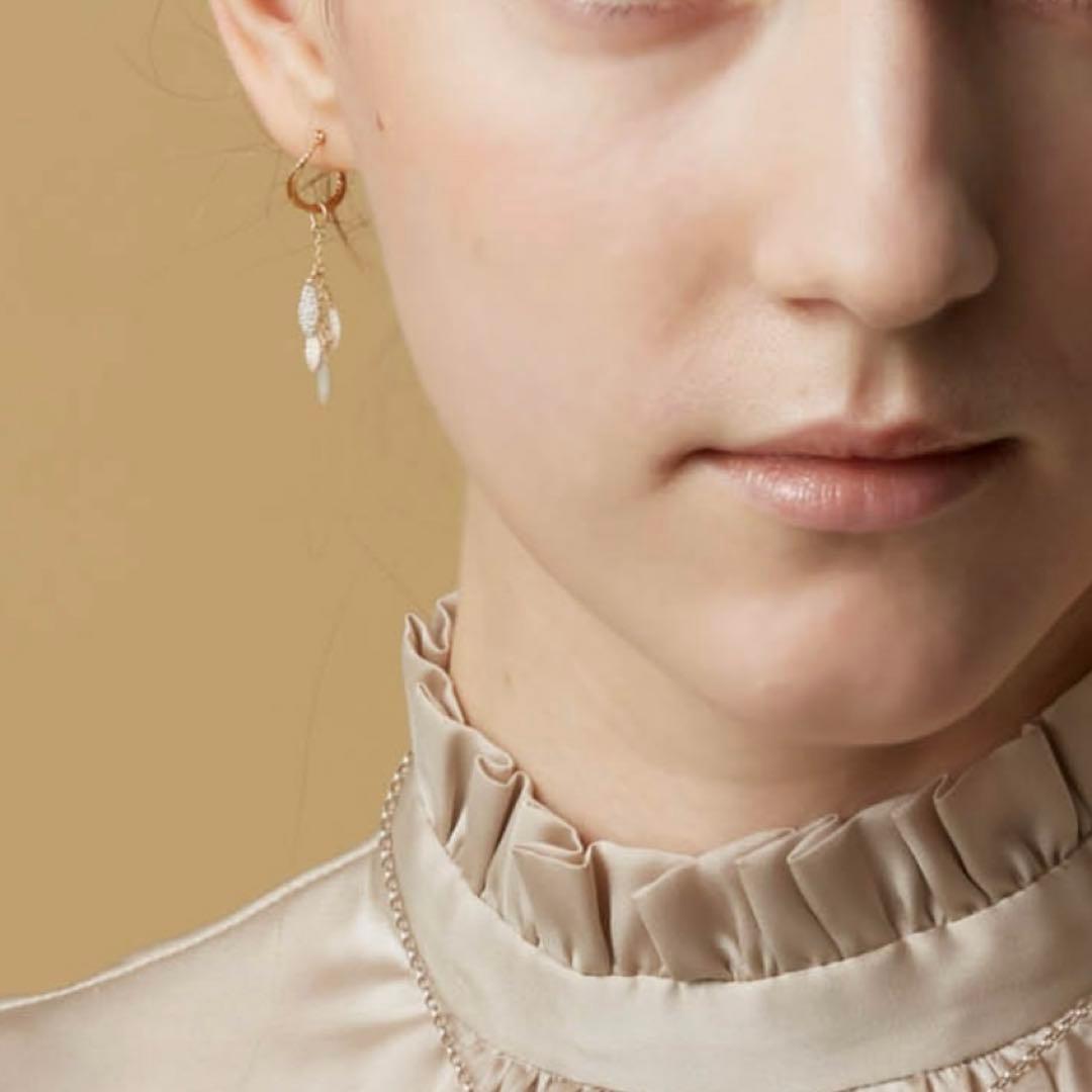 agete アガット K10 SV ピアスチャーム リーフ