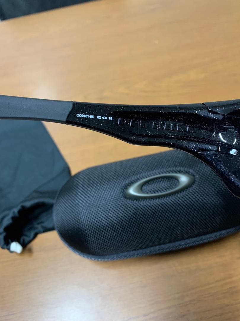 pitbull 廃盤モデルOakley RAVISHING サングラス