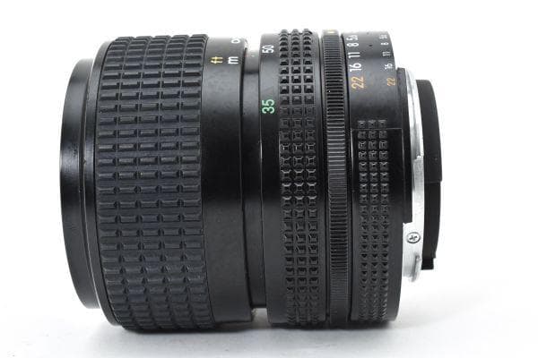 NIKON ZOOM-NIKKOR 35-70mm f3.5〜4.8