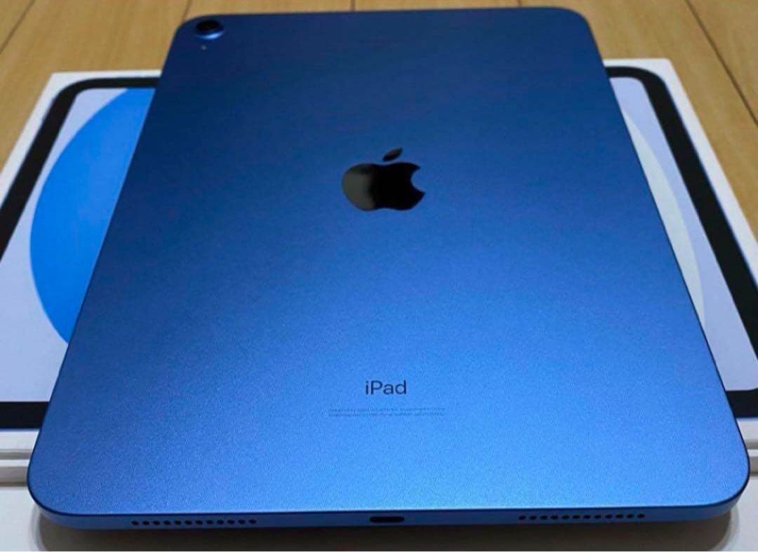 【超美品】Ipad第10世代64Gb Wi-Fiキーボードとカバー付き