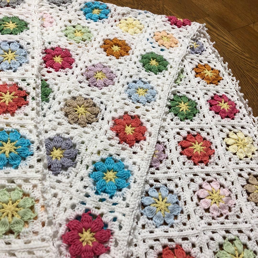 モチーフ編みマルチカバー(255)