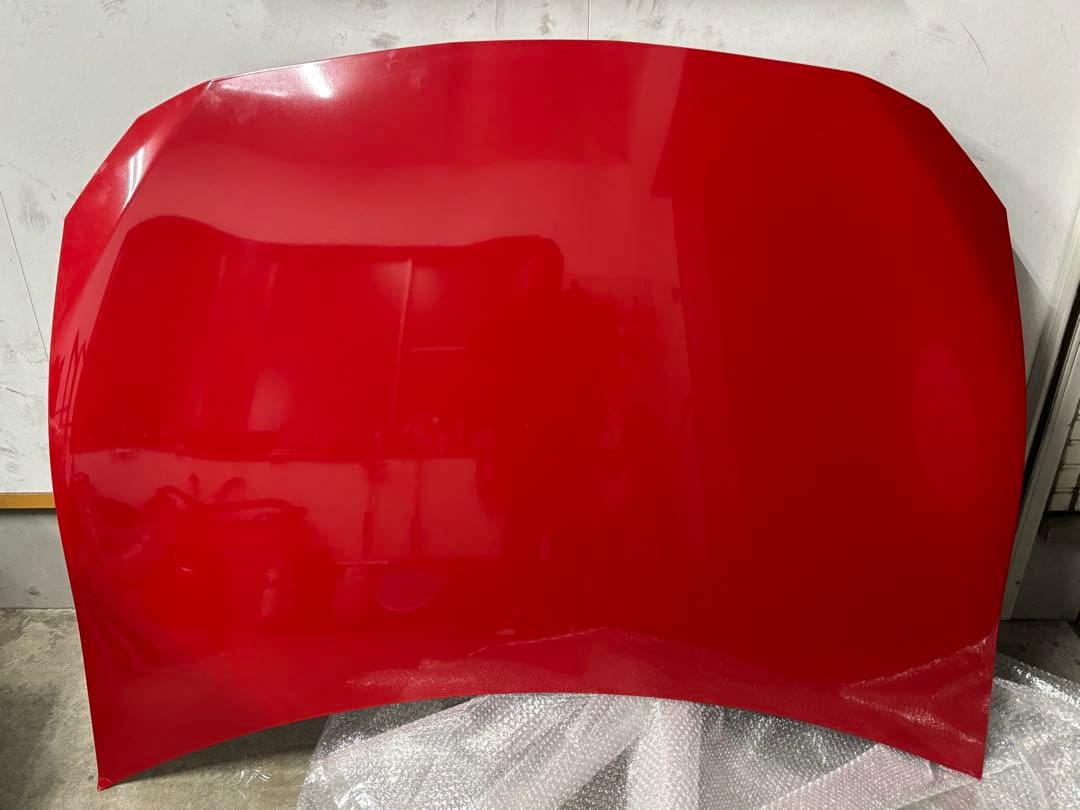 最終値下げ！トヨタ86 ZN6 純正ボンネット　カラーNO.M7Y