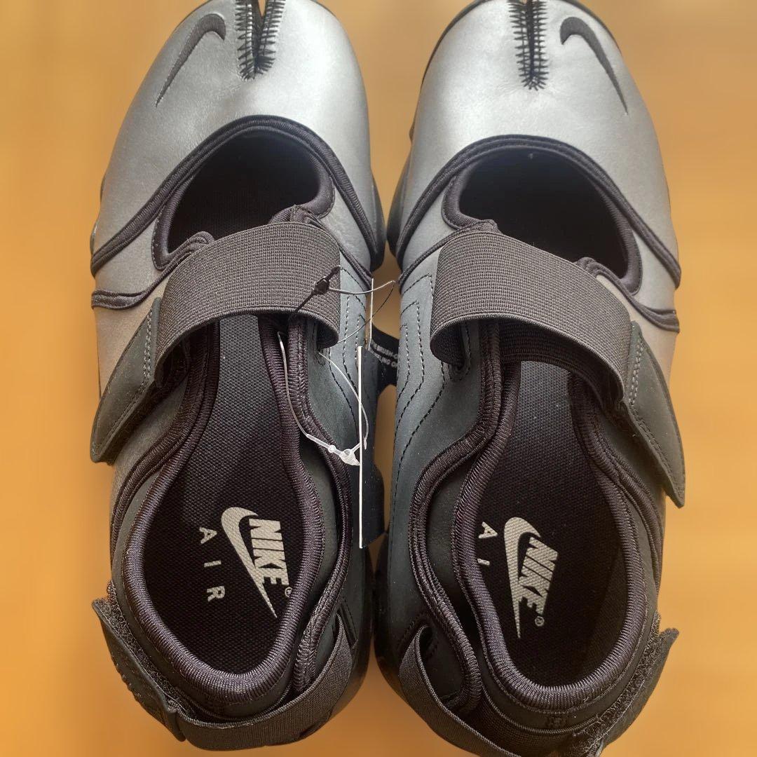 新品ナイキエア リフト メタリック シルバー/ブラック28センチ