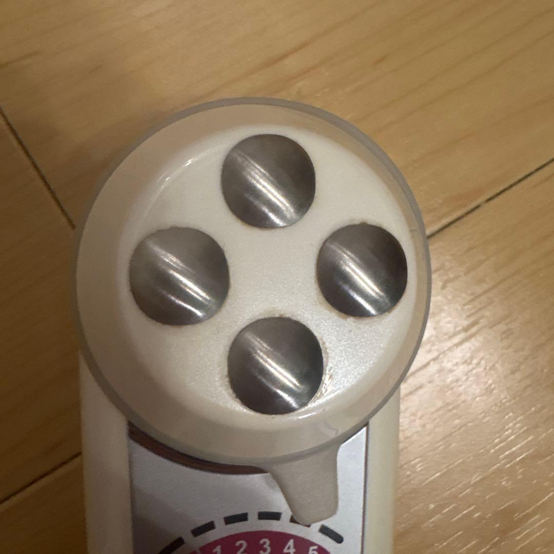 セルキュア　美顔器 ホワイト 4段階設定