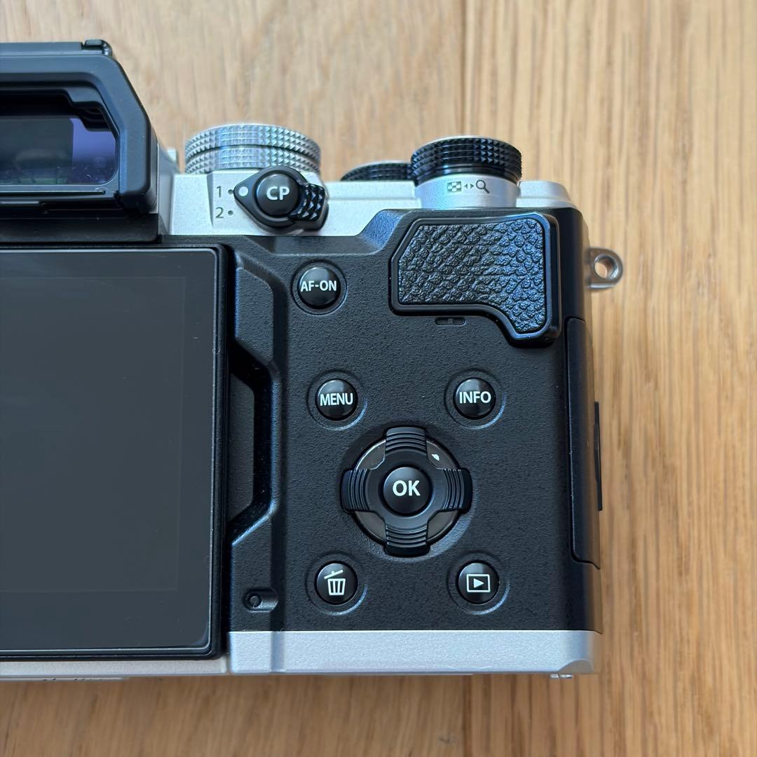 OM SYSTEM OM-3 ボディ