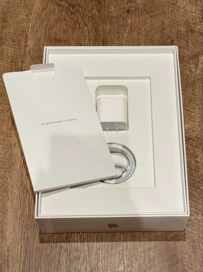 極美品 90% iPad 第8世代32GB スペースグレー 本体 充電器付き