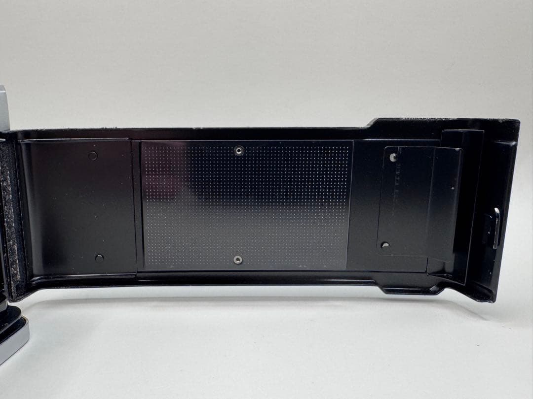 フィルムカメラ OLYMPUS OM-1 MD / F.ZUIKO 50mm f1.8