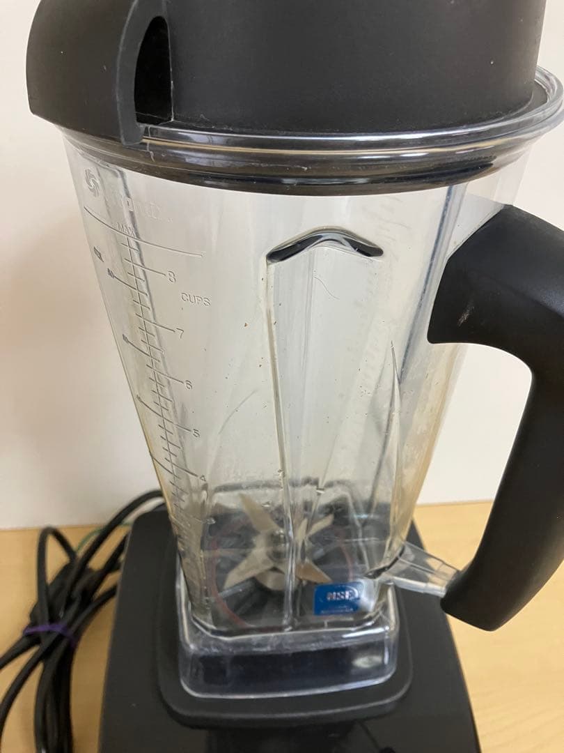 【動作品】Vitamix バイタミックス VM0111 ミキサー 2L