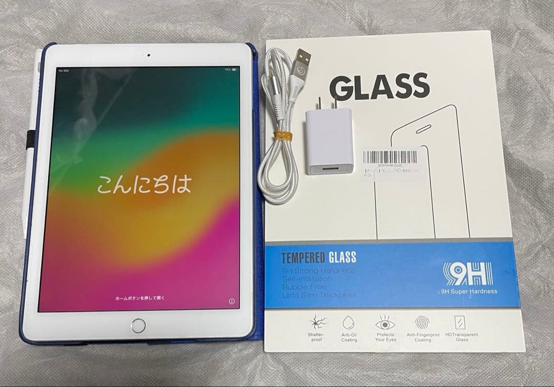 ✨iPad 第6世代 32GB Wi-Fiモデル 専用カバー・等おまけ付き✨