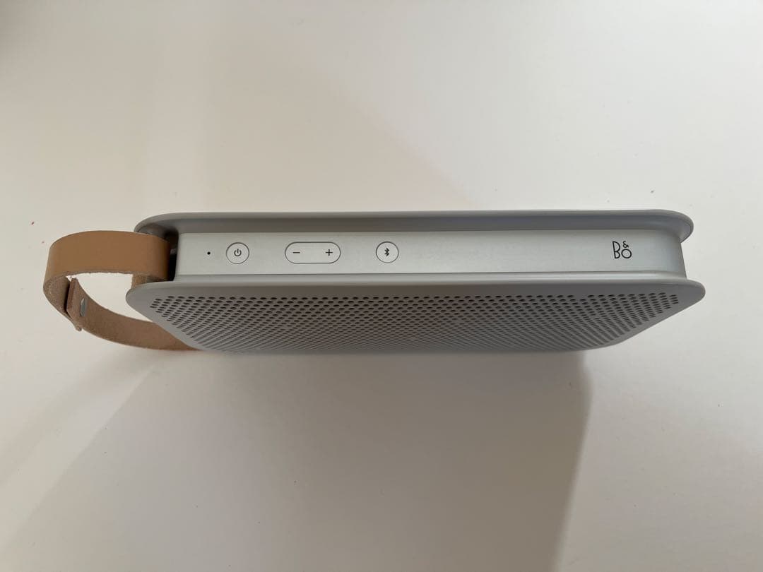 B&O PLAY A2 Bluetoothスピーカー