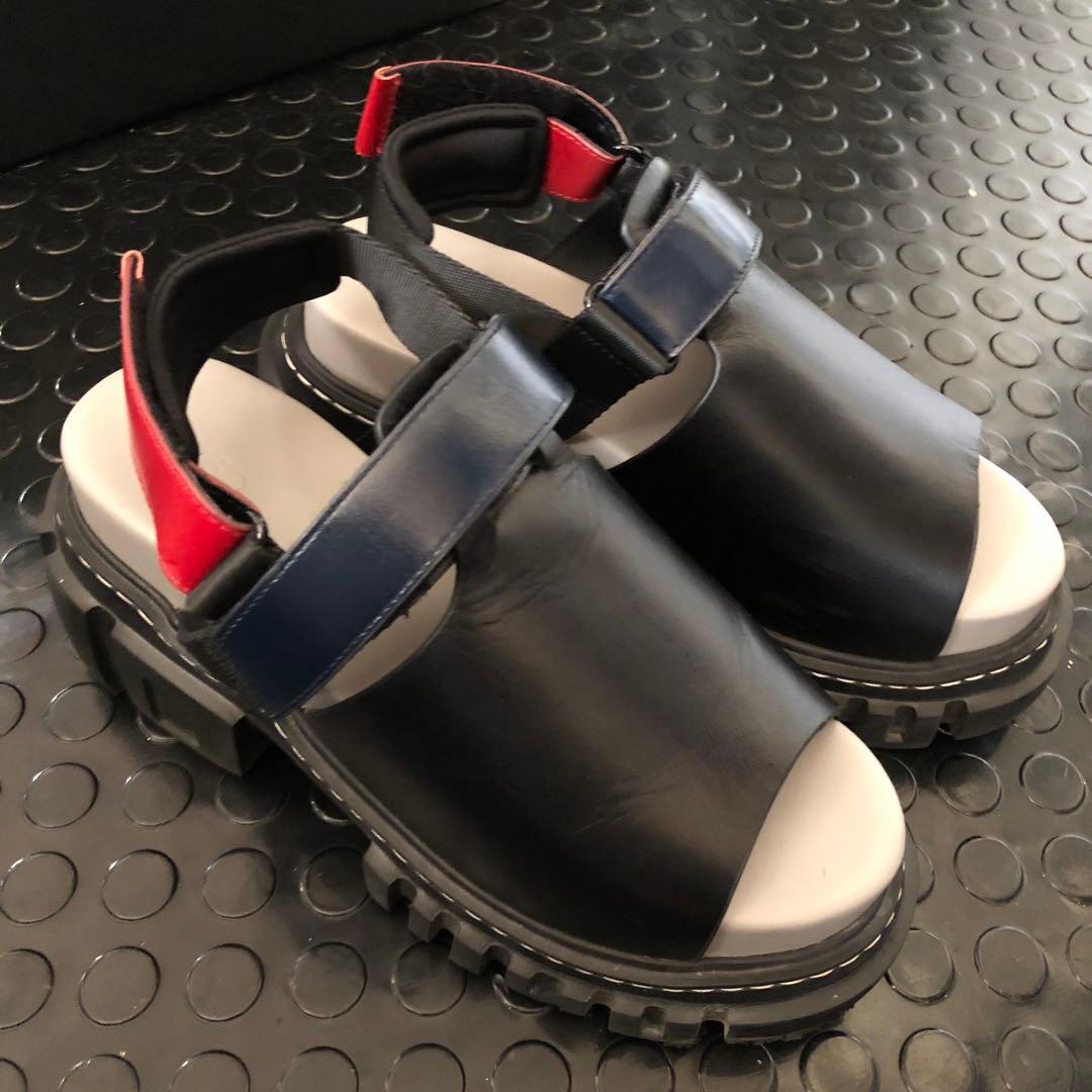 UN3D.(アンスリード)ソールボリュームサンダル　38(24〜24.5)