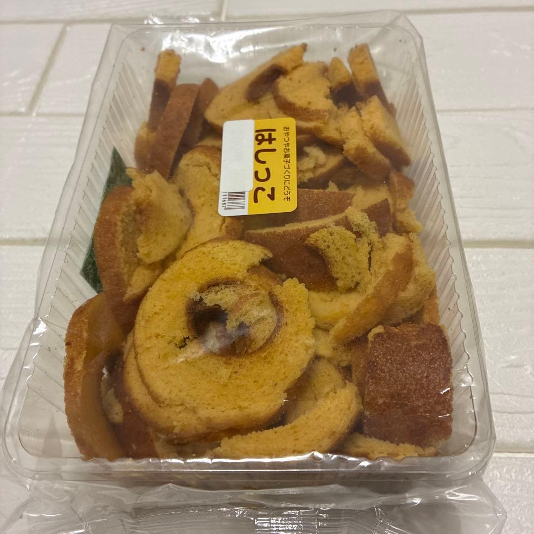 大人気　アウトレットスイーツ 大容量❗️バウムクーヘン　プレーン（はしっこ）