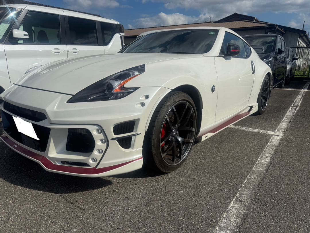 NisフェアレディZ サイドスカート サイドスポイラー　ROWENホワイト