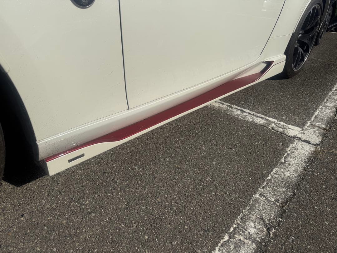 NisフェアレディZ サイドスカート サイドスポイラー　ROWENホワイト