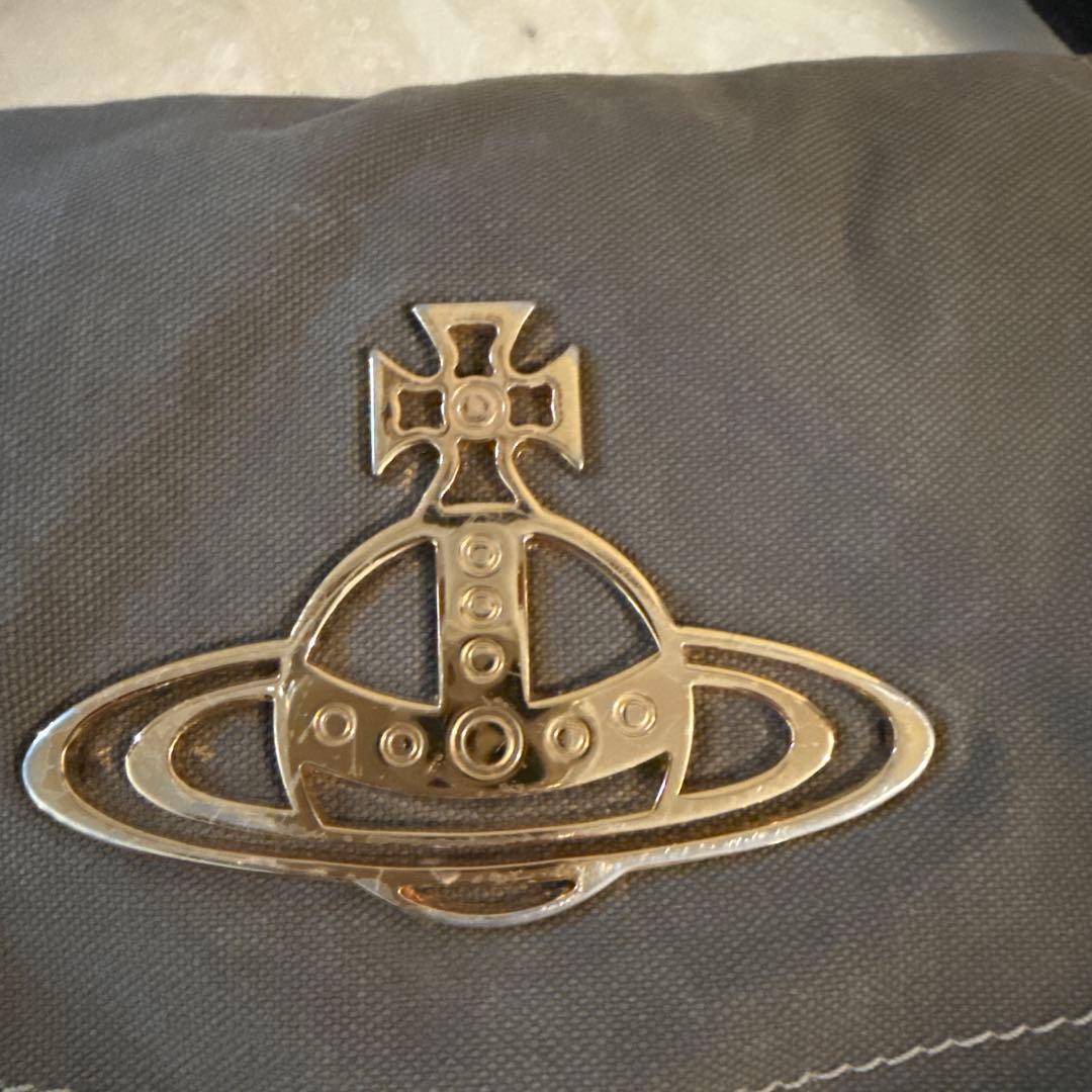 ヴィヴィアン　カーキ