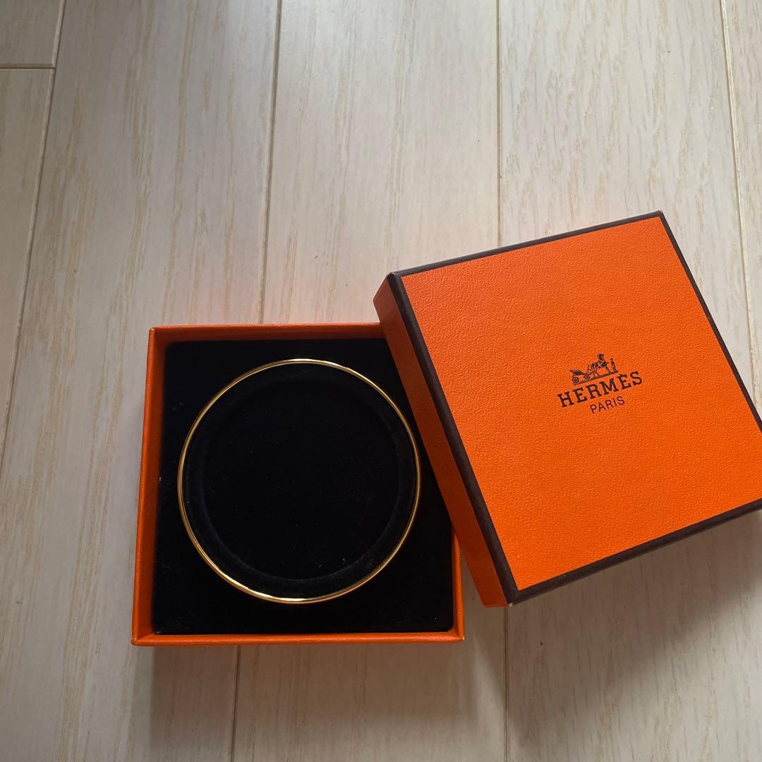 HERMES ゴールドバングル