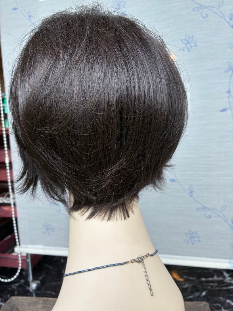 ショートウイッグ　前髪あり