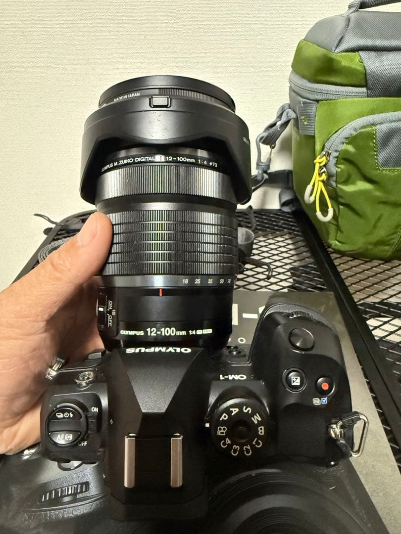 【Kaikaiさま専用】OLYMPUS OM-1 12-100 バッテリー