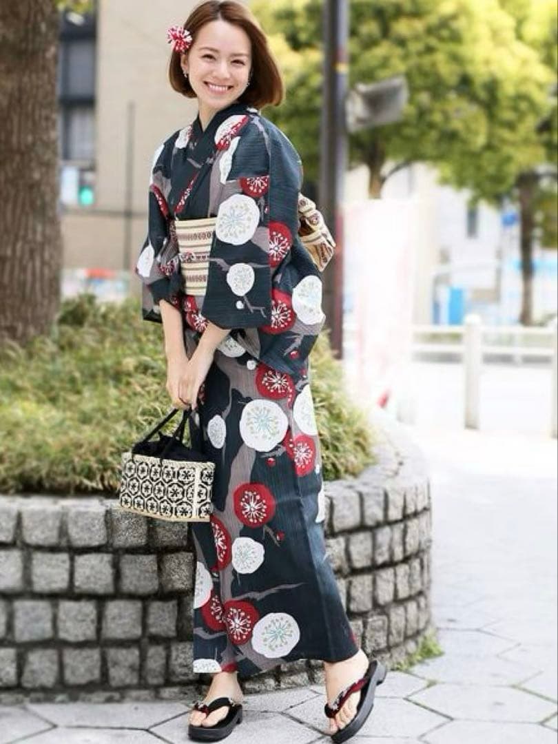 utatane ウタタネ 浴衣 3点セット「鉄紺に梅枝」 帯 下駄 レトロ柄