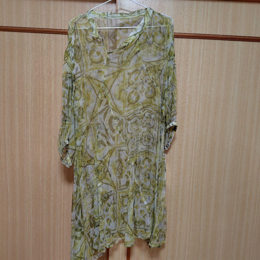 センセユニコの新品未使用のチュニック黄色